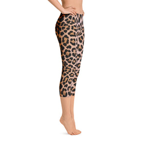 Leopard "All Over Animal" 2 Capri Leggings by Design Express